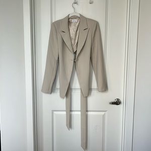 Good American Size 0 Beige Neutral Trendy Front Tie Blazer